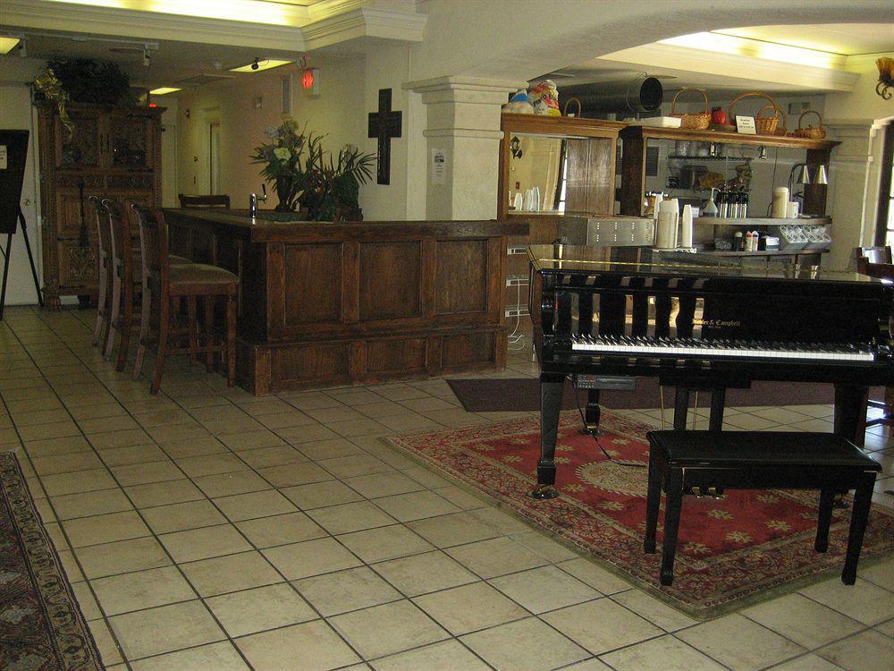 The Antonian Hotel 2*