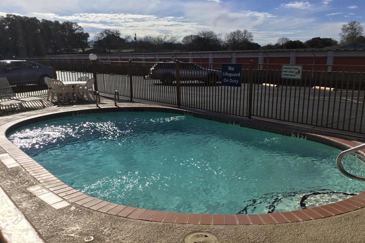 Days By Wyndham Near Seaworld 2* San Antonio