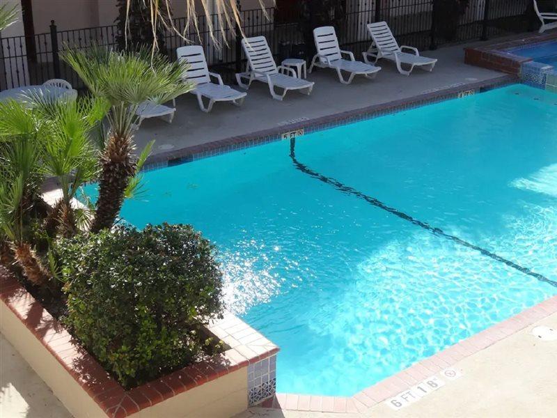 Hotel Howard Johnson By Wyndham &