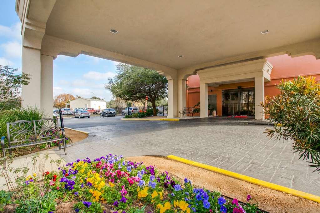 Hotel Hampton Downtown 3*