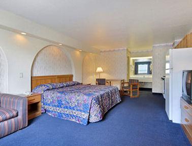 Budget Downtown I-10 East Hotel 2*