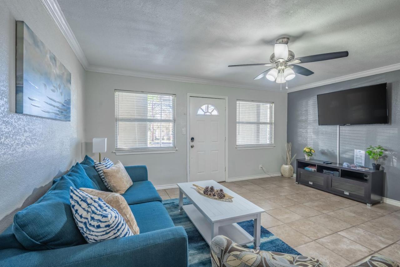 Beautiful At The Botanical Gardens Apartment