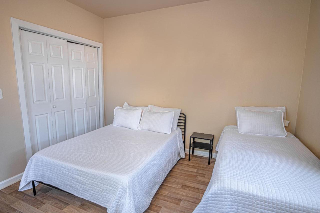 3b 2ba Near Downtown 2 Min Atandt Center Holiday home *