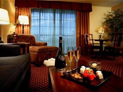 San Antonio-downtown/market Square, An Ihg Hotel 3*