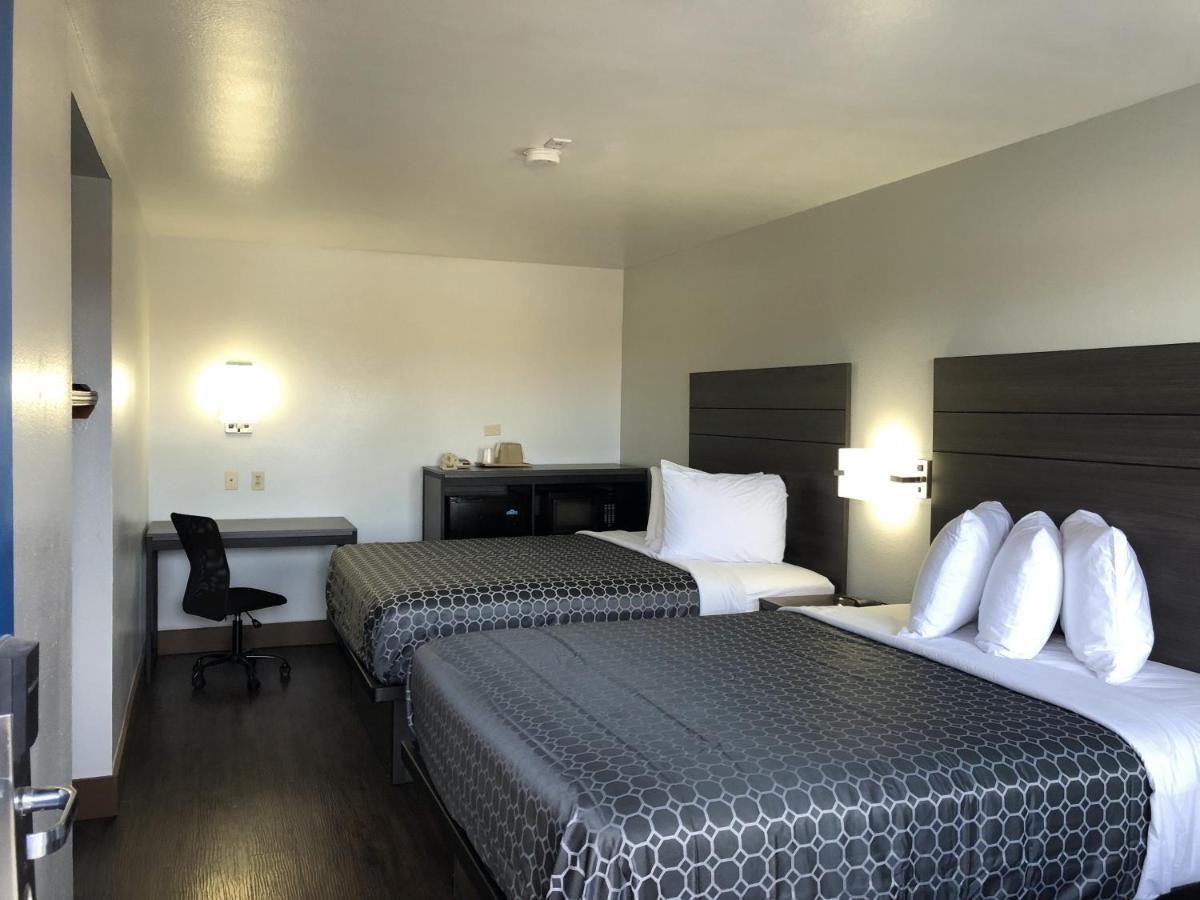 Blue Way By Jasper Near Frost Bank Center Hotel 4*