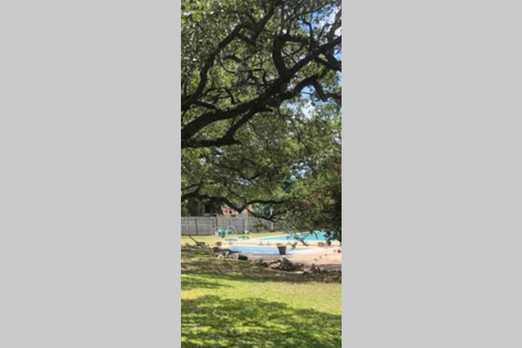 Cyc Mega House With Bbq Gazebo San Antonio