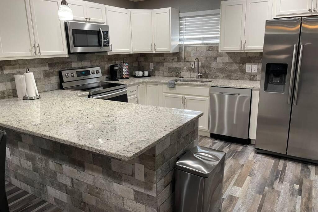 Cyc Mega House With Bbq Gazebo Holiday home San Antonio