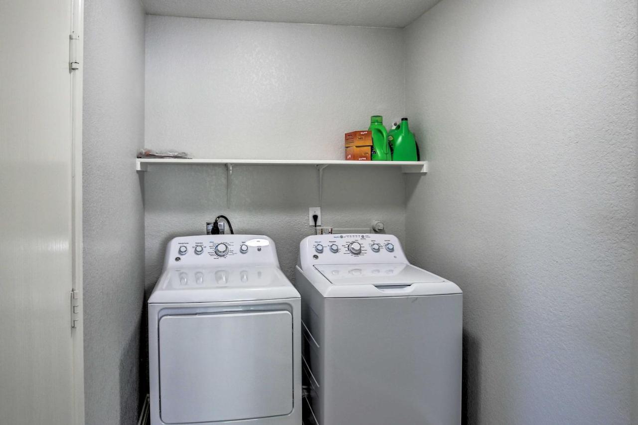 Holiday home Spacious About 9 Miles To Usta! *