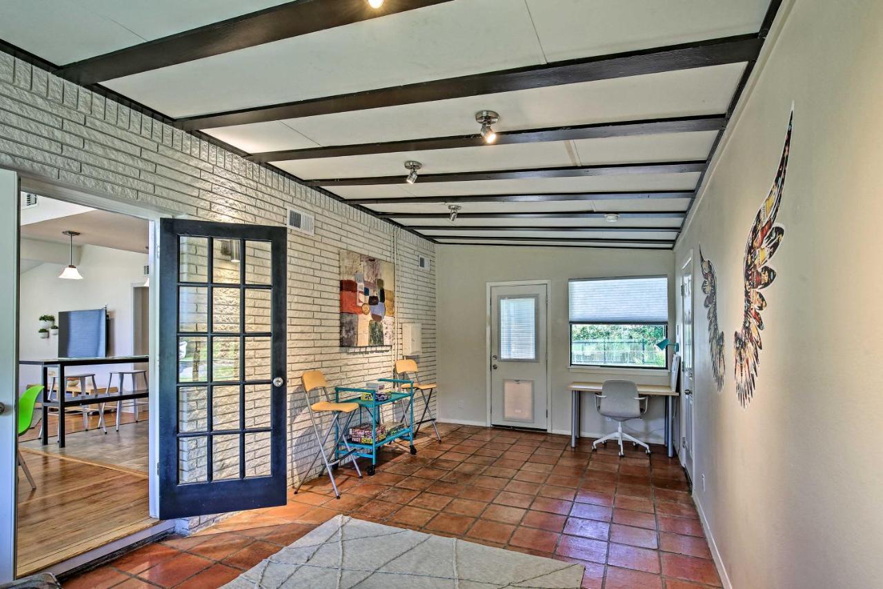 Holiday home Bright And Modern Texas Getaway - 7 Mi To The Alamo! *