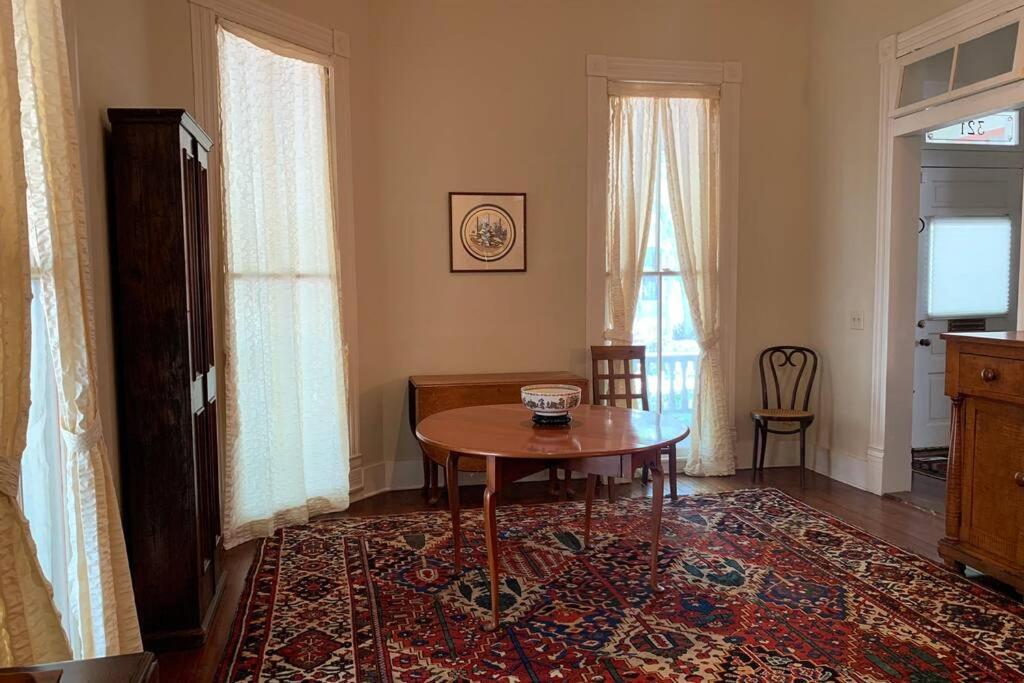 321# Downtown Antique Rose House