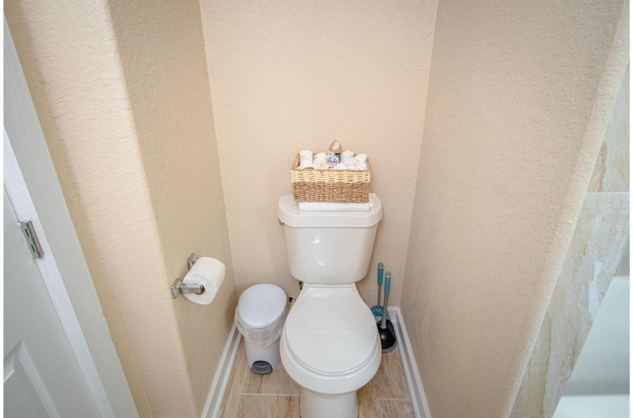 3 Br1 Ba Remodeled Near Downtown Holiday home