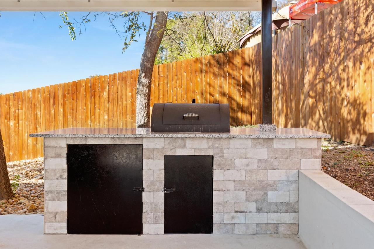 Holiday home Cyc Mega House With Bbq Gazebo San Antonio