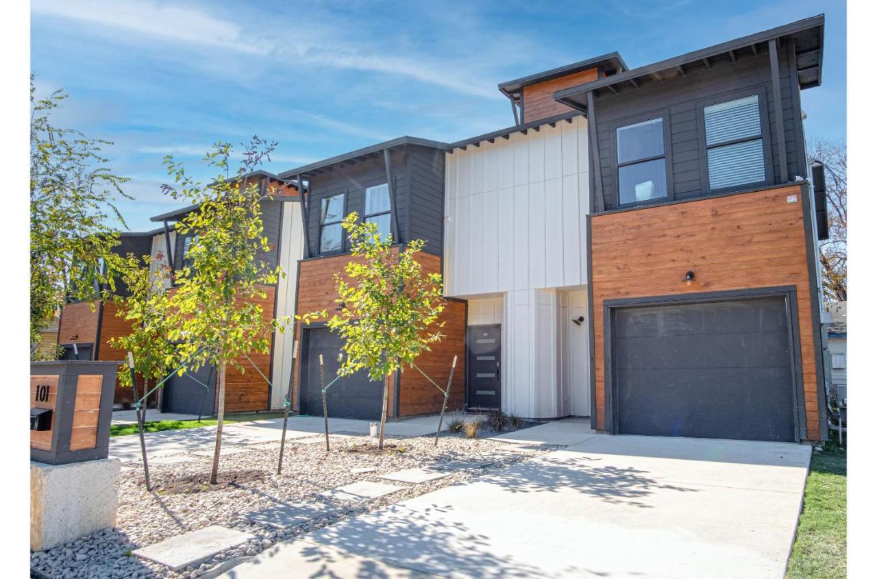 Spectacular 3 Bedroom 2 And A Half Ba Near Downtown Apartment