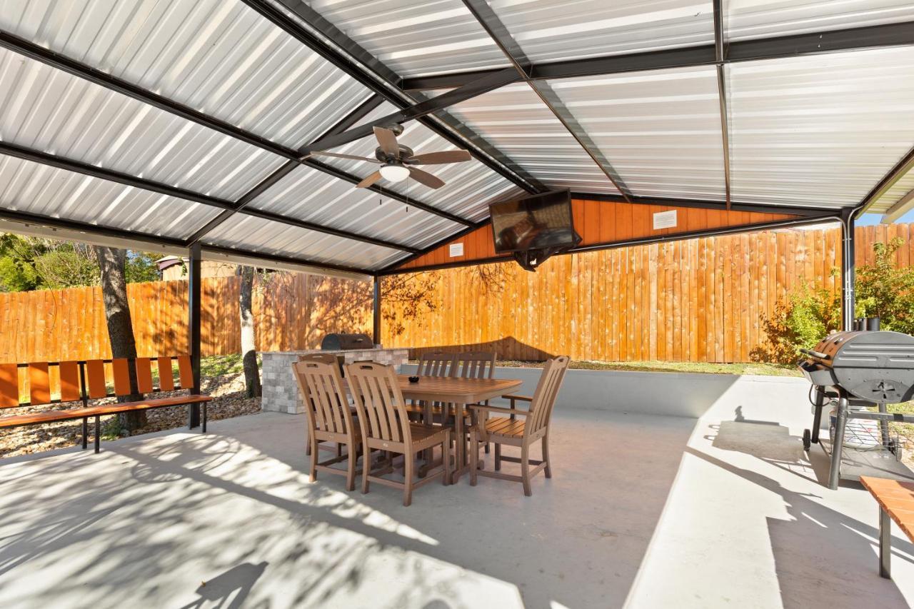 Holiday home Cyc Mega House With Bbq Gazebo