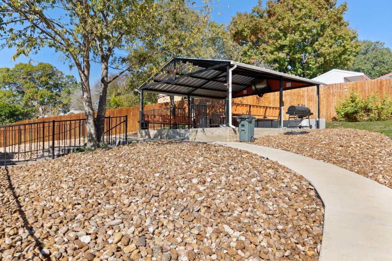 Cyc Mega House With Bbq Gazebo Holiday home