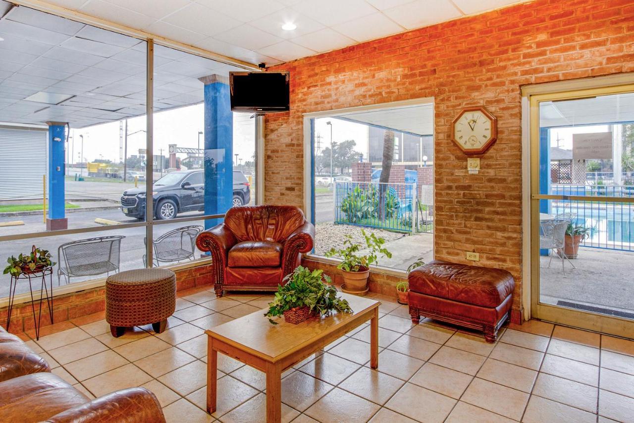 Motel Americas Value Airport South
