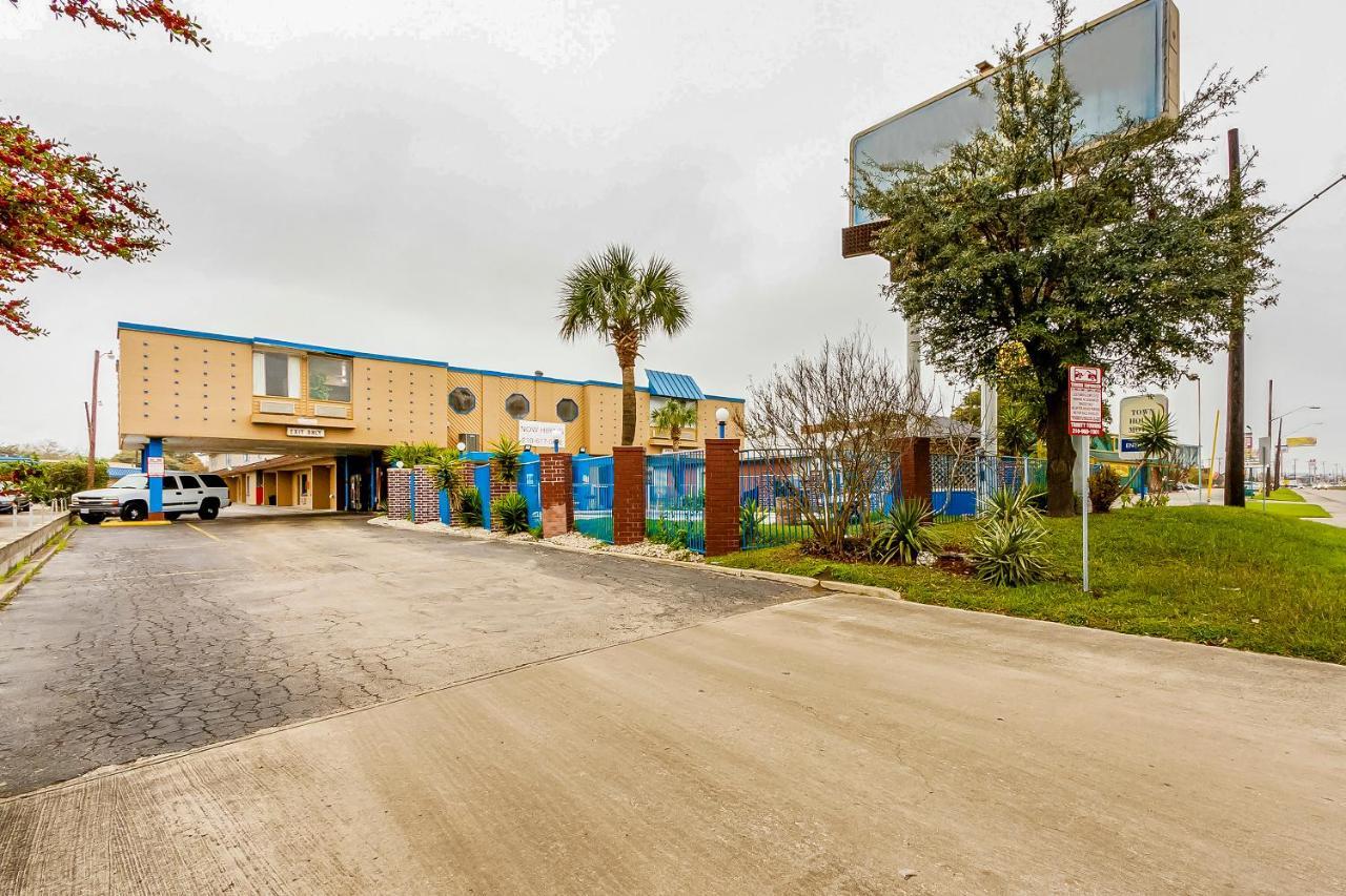 Americas Value Airport South Motel