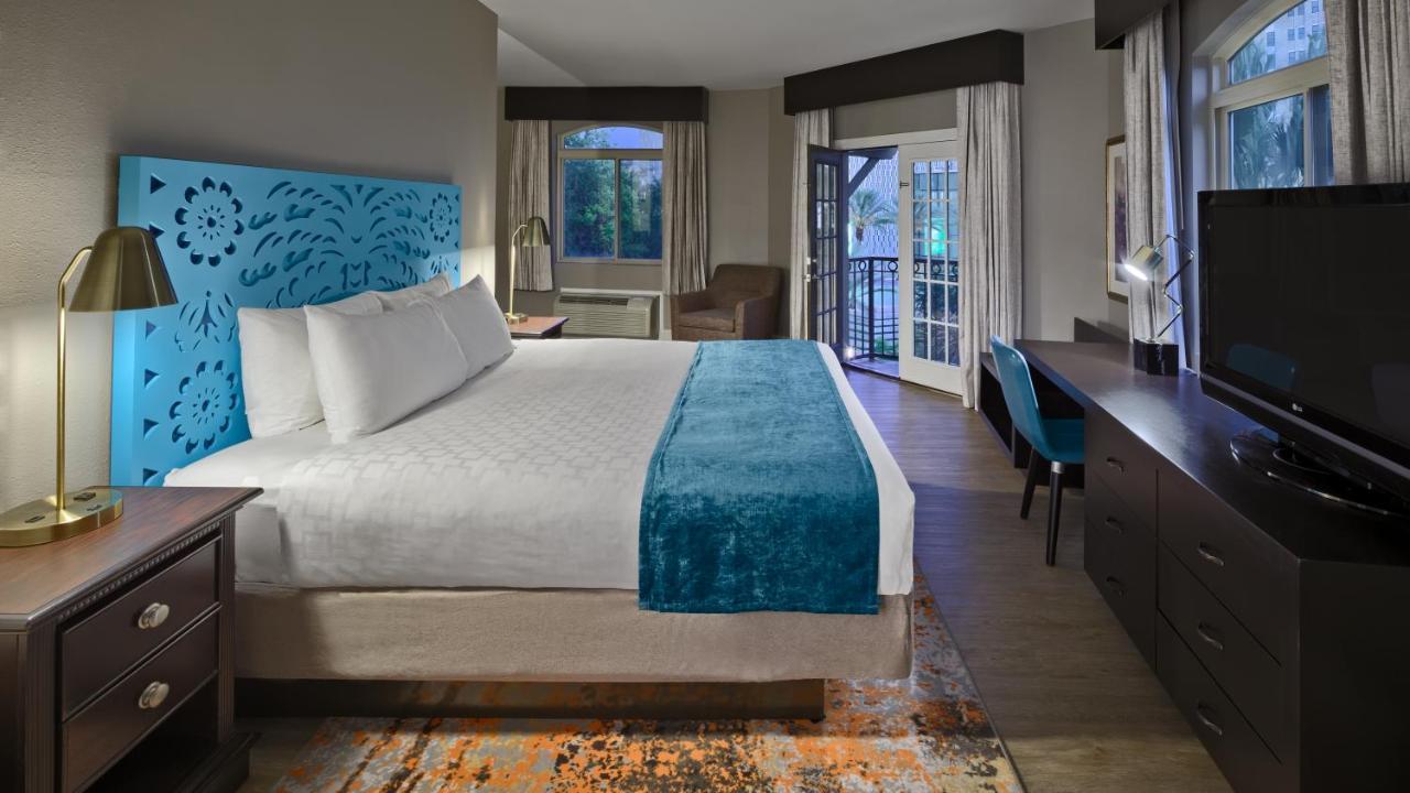 Indigo Riverwalk By Ihg Hotel 3*