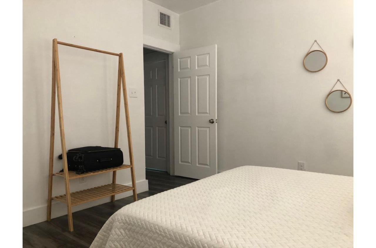Impressive Cozy Historic 2br Apt Near Downtown Apartment *