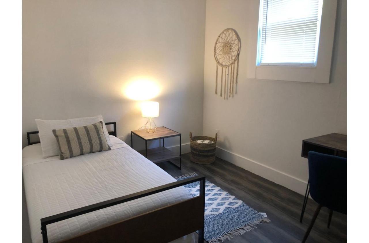 Impressive Cozy Historic 2br Apt Near Downtown *