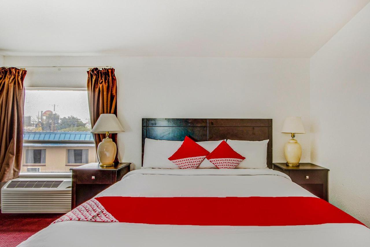 Motel Americas Value Airport South San Antonio