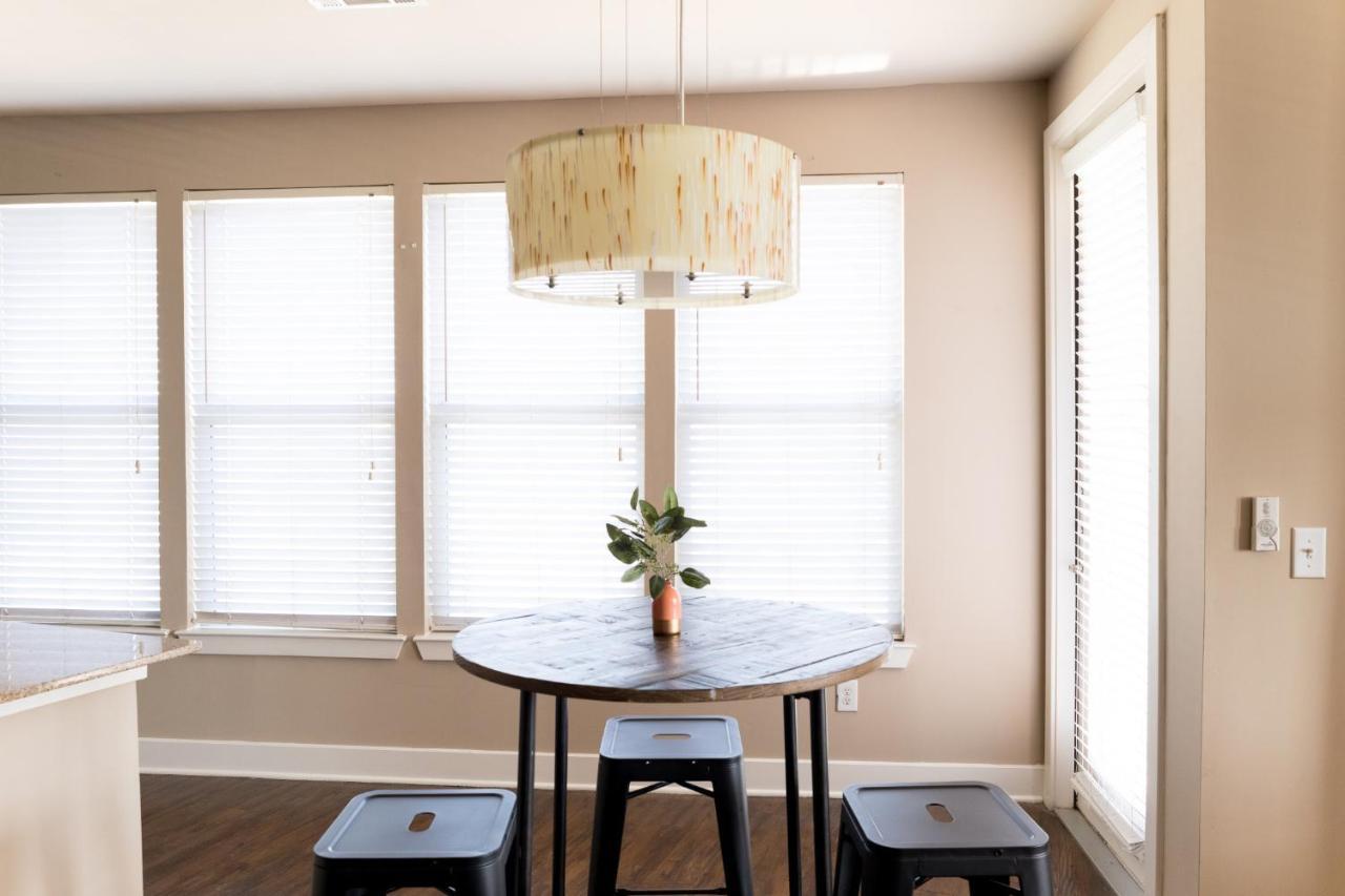 Wanderjaunt - Southtown Apartments Apartment *