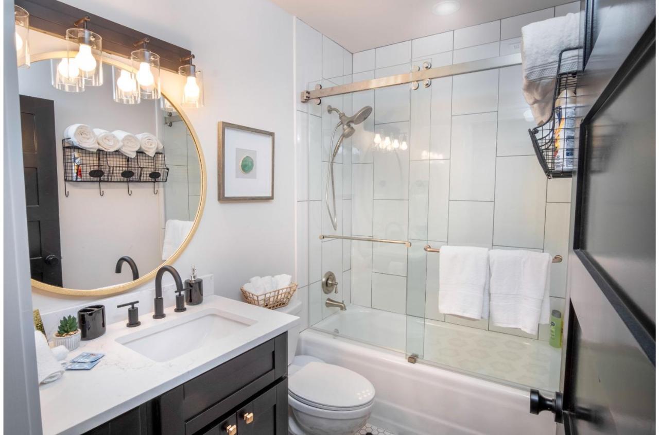 Holiday home Dazzling 3 Br2 Ba Near Downtown Tower Americas San Antonio