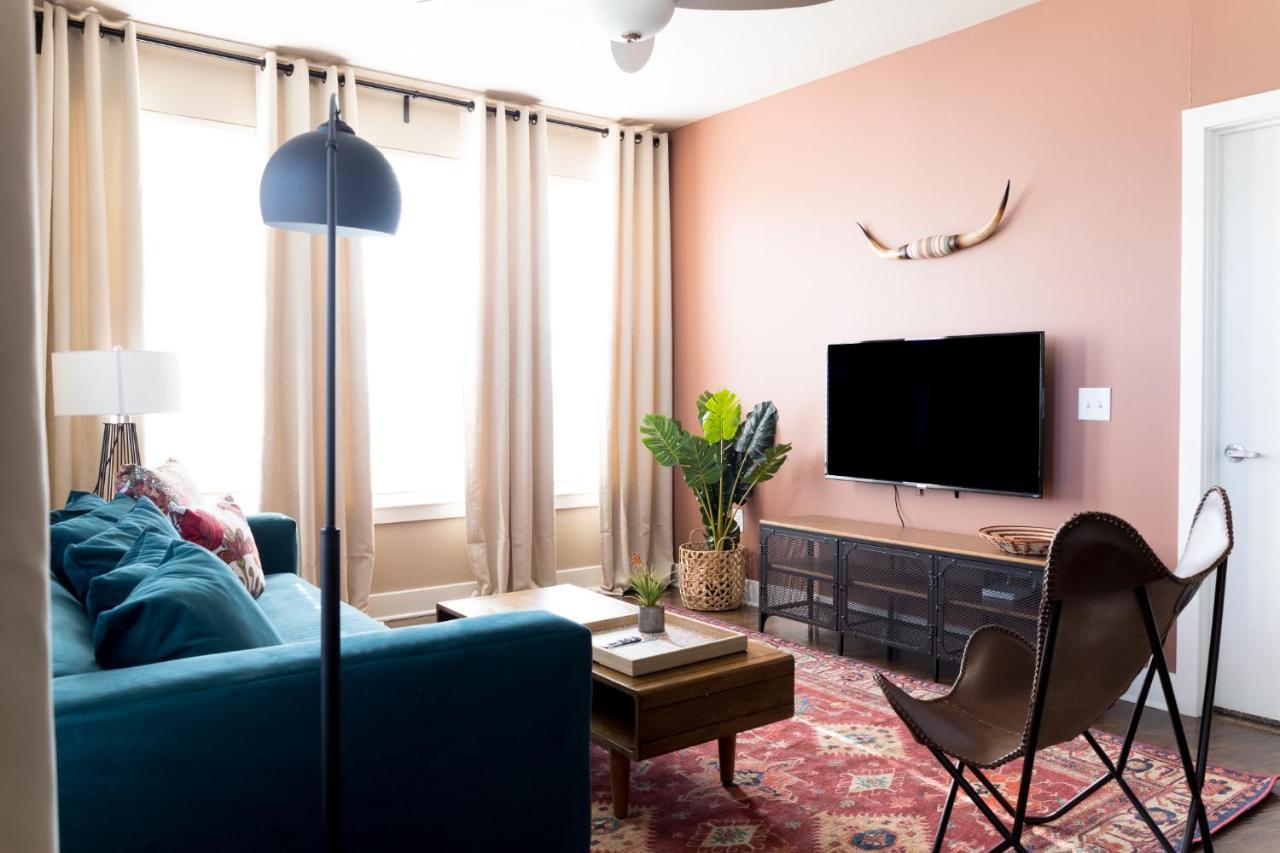 Wanderjaunt - Southtown Apartments San Antonio