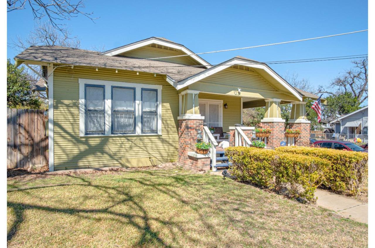 Stunning 3 Bedroom Near Dt Alamodome - Riverwalk Holiday home *