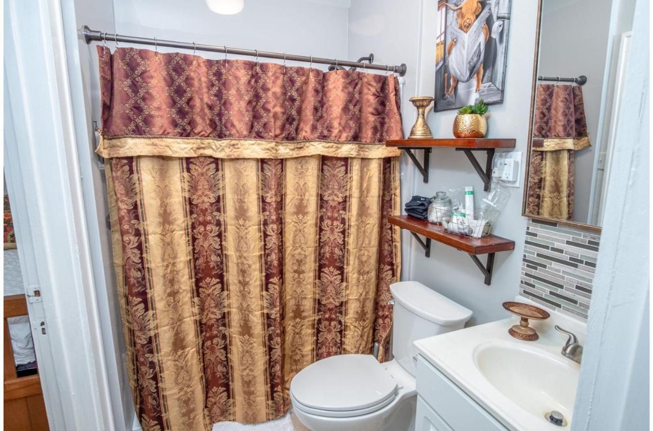 Stunning 3 Bedroom Near Dt Alamodome - Riverwalk Holiday home