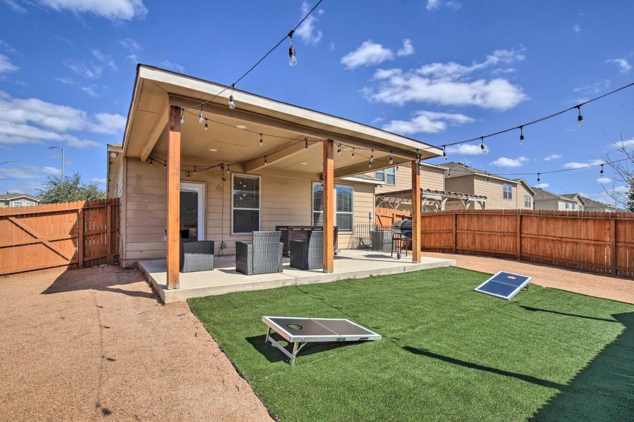 With Patio And Grill Near Seaworld! Holiday home San Antonio