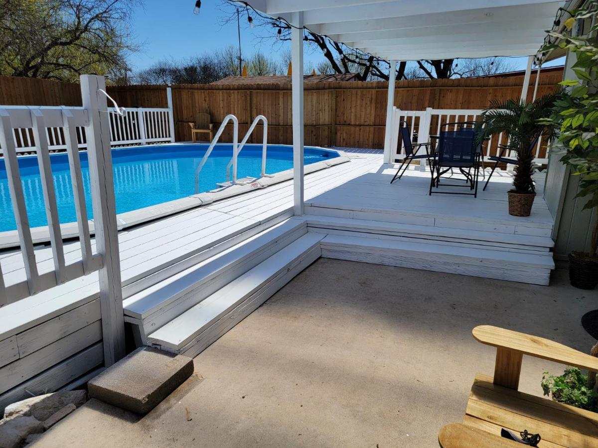 Cheerful 3-bedroom With A Pool Holiday home San Antonio