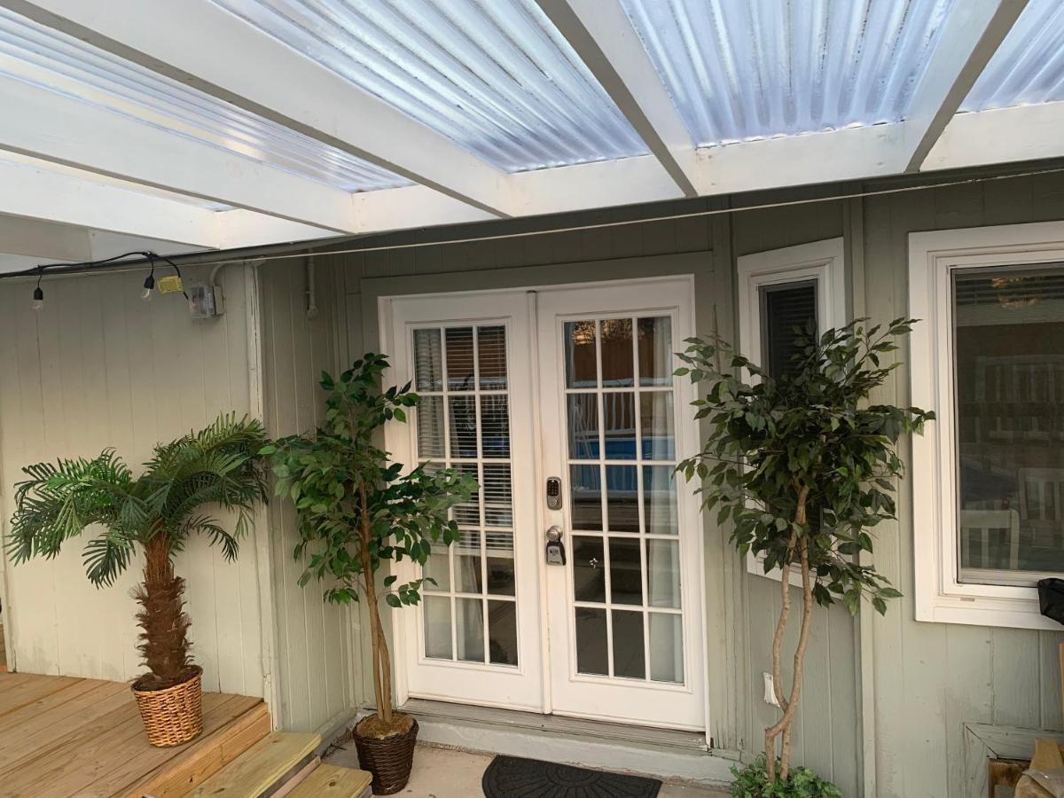 Holiday home Cheerful 3-bedroom With A Pool San Antonio