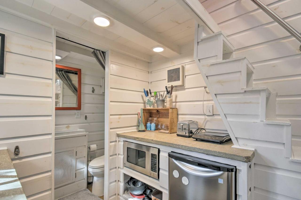 Unique Tiny Everest Home! Apartment San Antonio