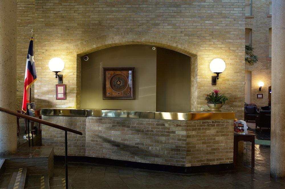 The Crockett Hotel San Antonio