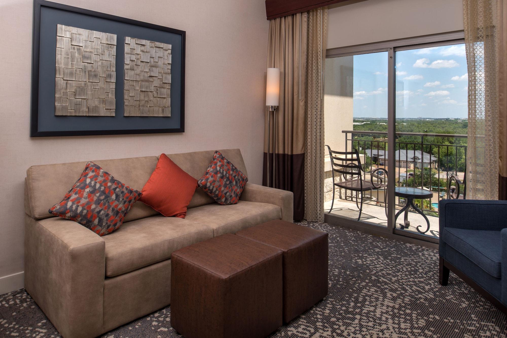 Hilton Hill Country Hotel