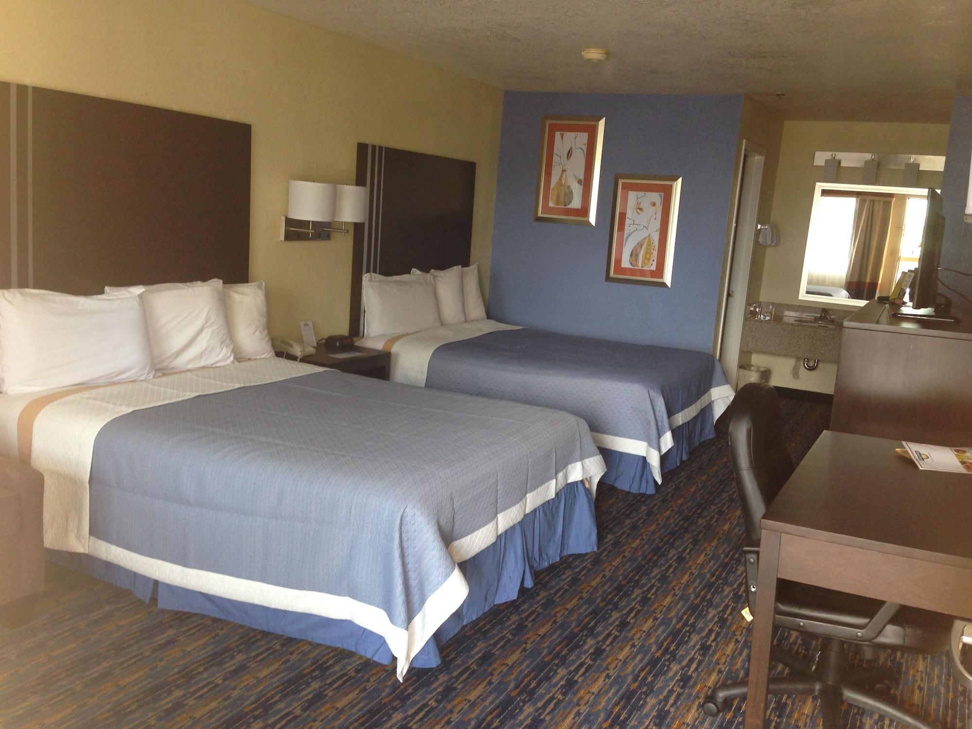 Days By Wyndham Near Seaworld