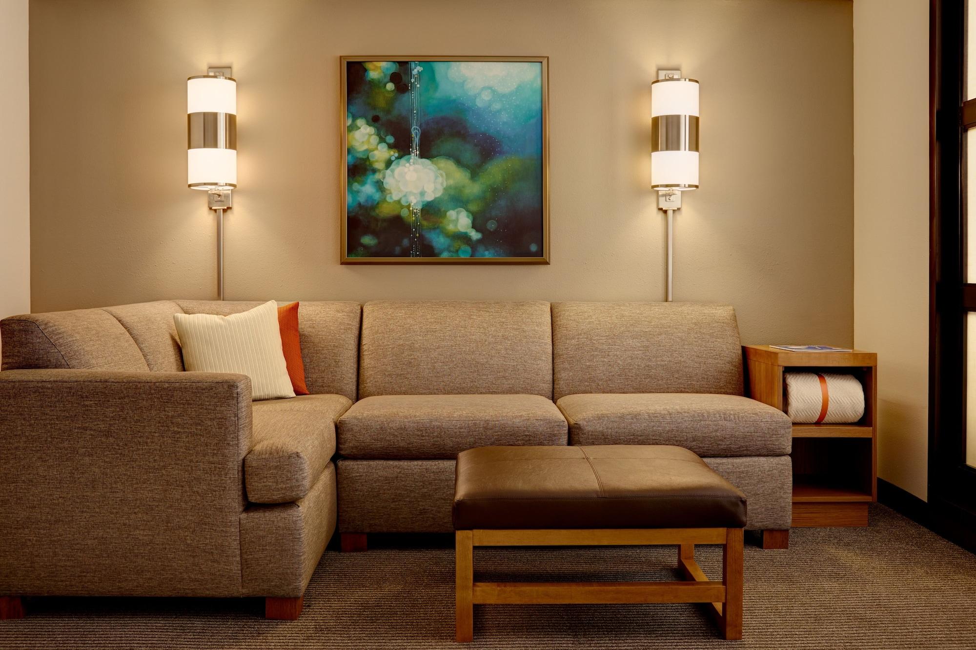 Hyatt Place Riverwalk San Antonio