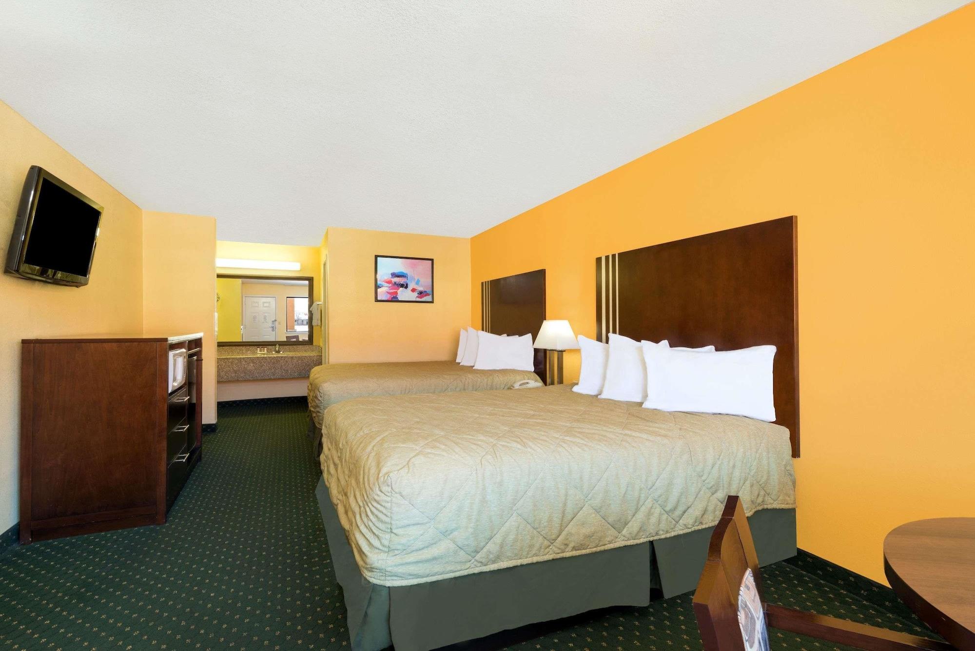 Ramada By Wyndham Near Seaworld - Lackland Afb 3* San Antonio