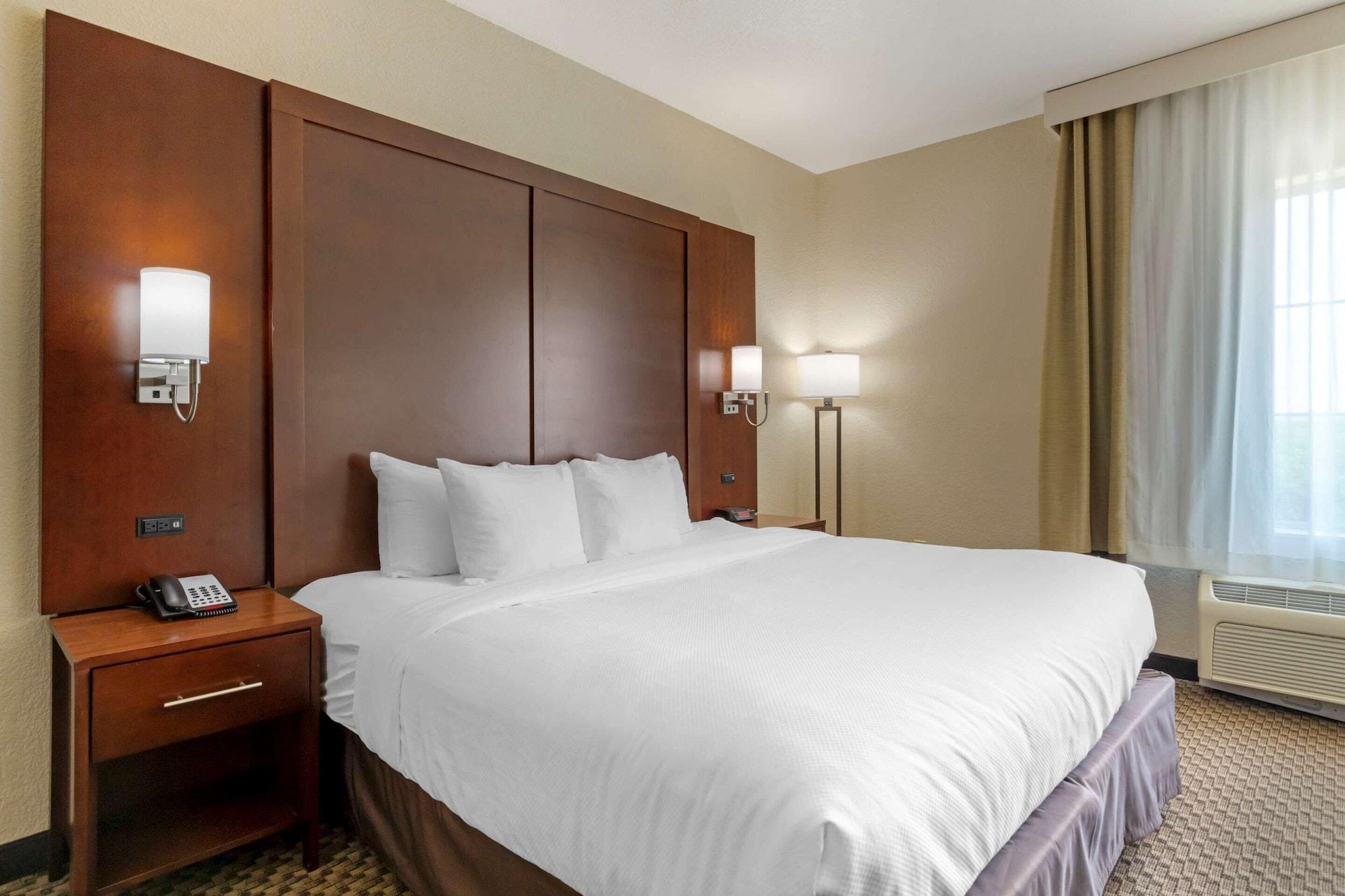 Comfort & Near Six Flags & Medical Center 3*