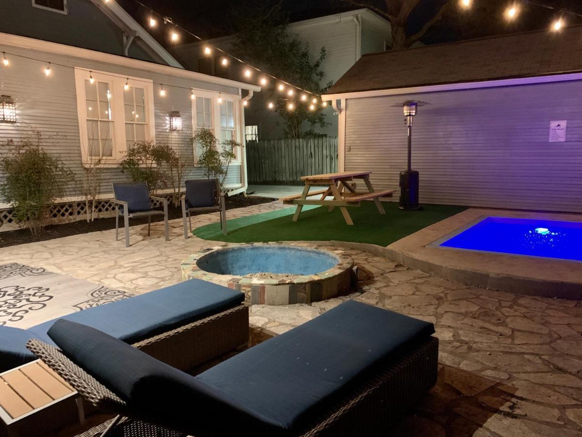 Holiday home Pershing Place: Historic With Heated Spa/pool By Zoo, Pearl, Golf, Witte San Antonio