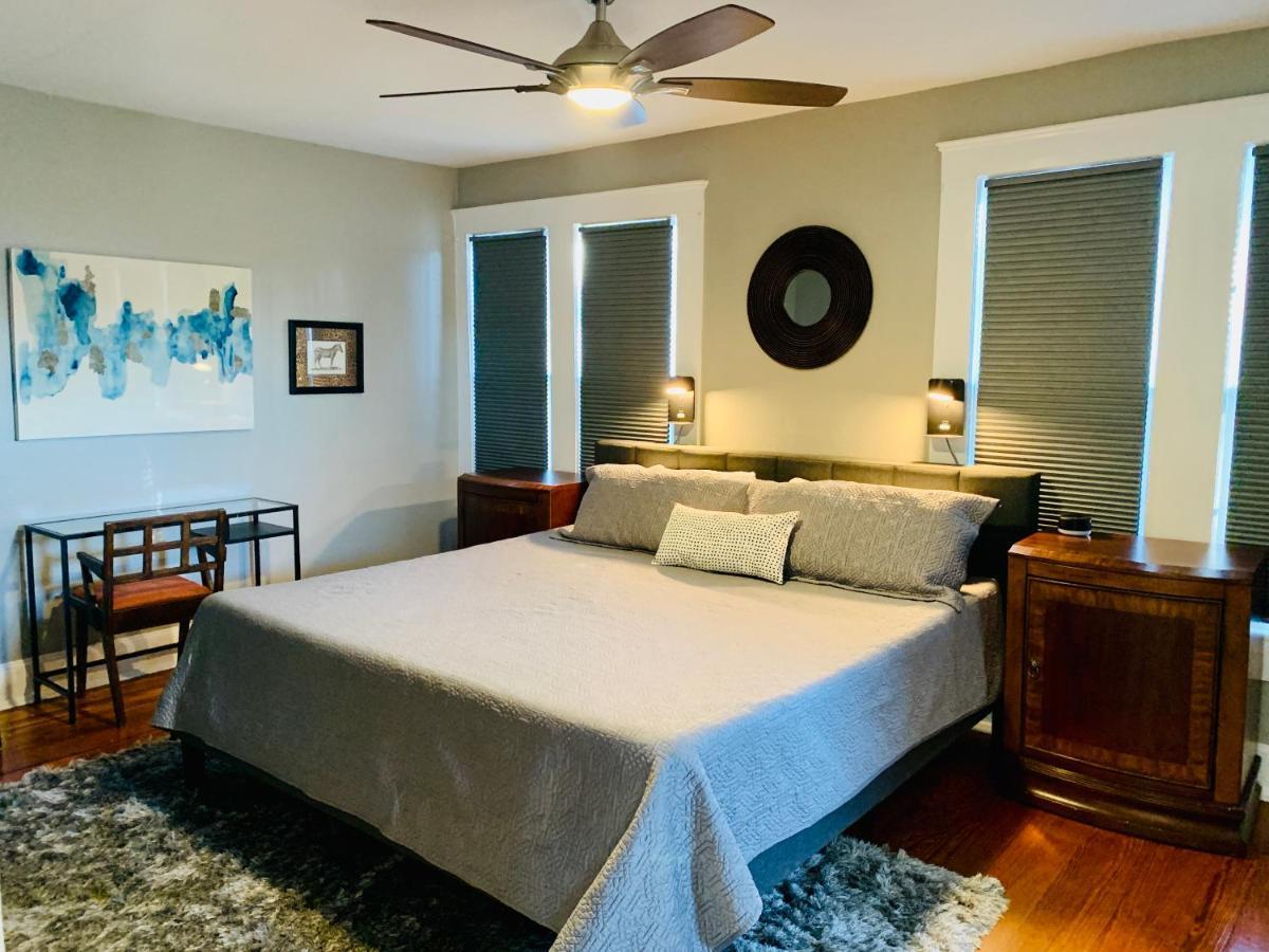 Pershing Place: Historic With Heated Spa/pool By Zoo, Pearl, Golf, Witte Holiday home