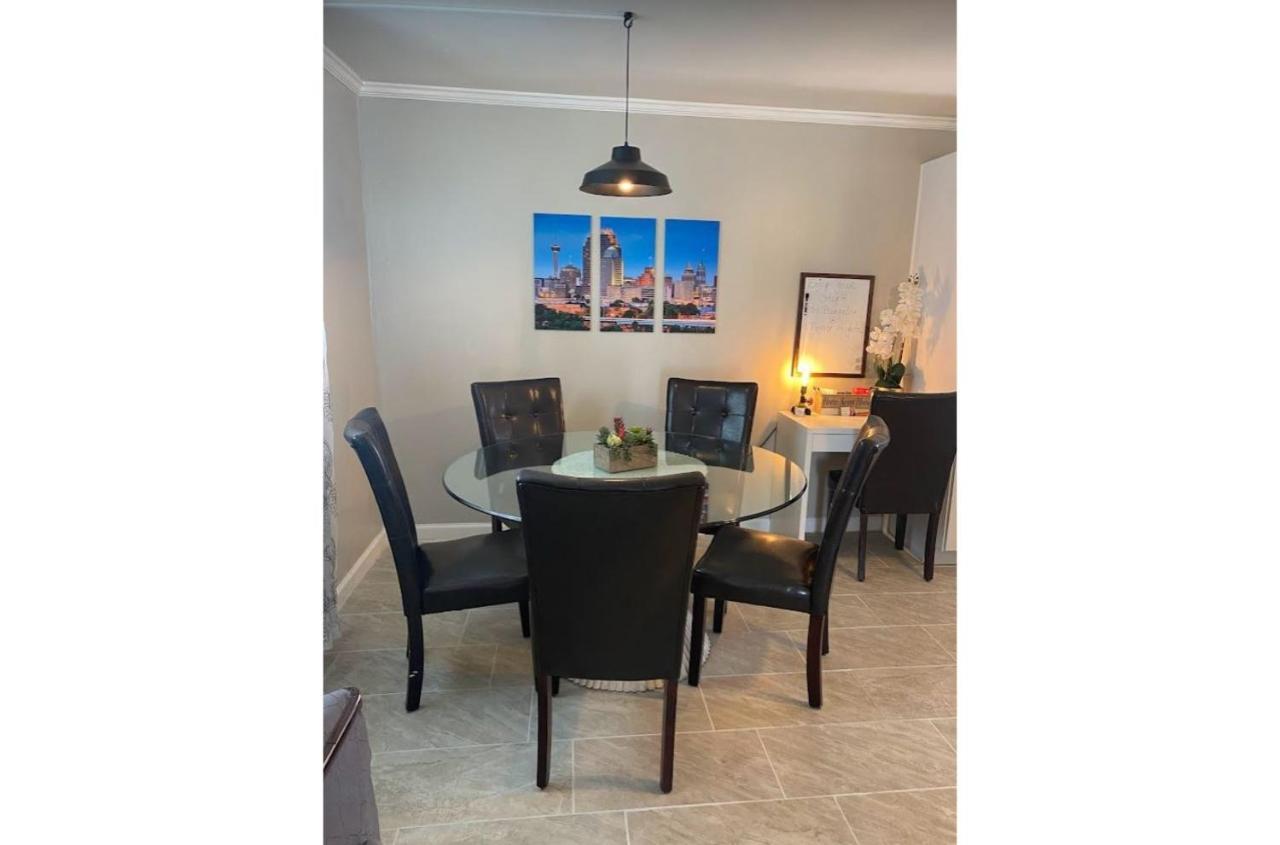 Guest house Stunning Cozy Downtown *