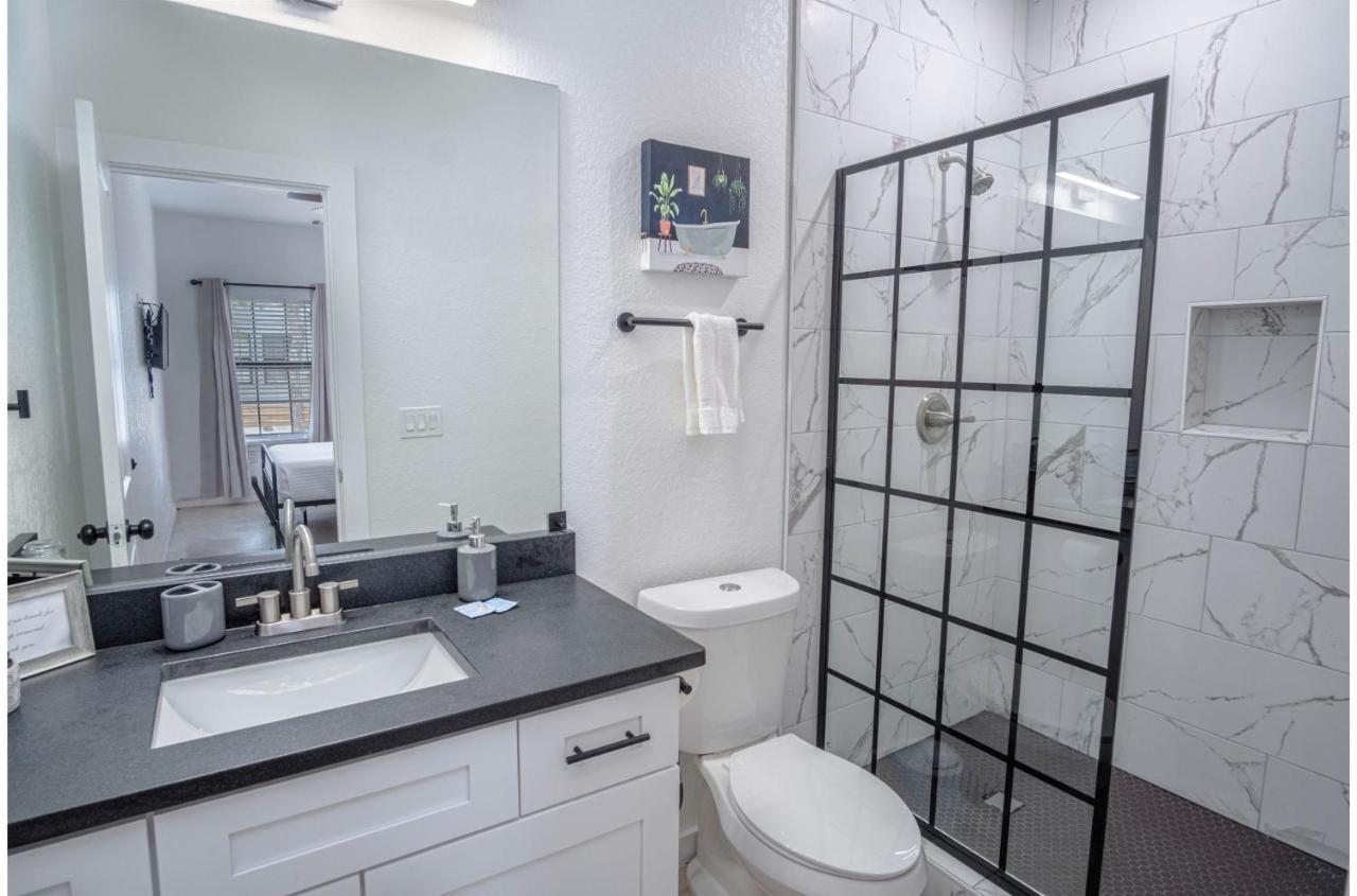 Brand New 4 Stylish 3br Near Exciting Downtown *