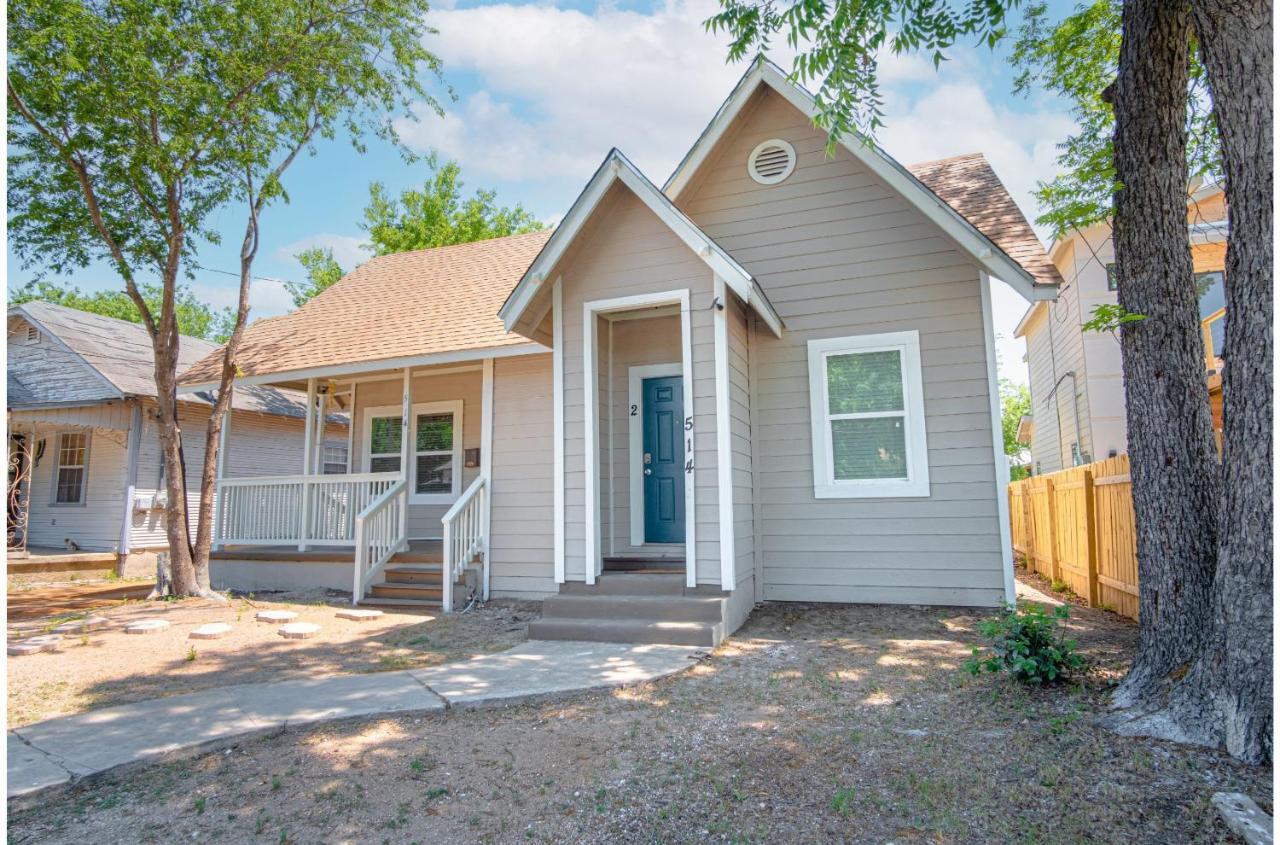 Fabulous Newly Renovated 2br1ba Near Downtown Apartment San Antonio