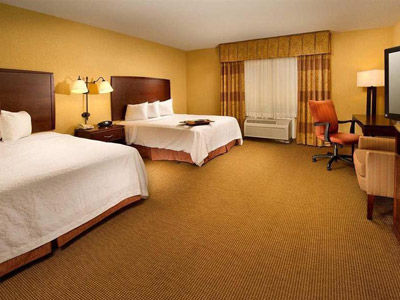 Hotel Hampton And Airport
