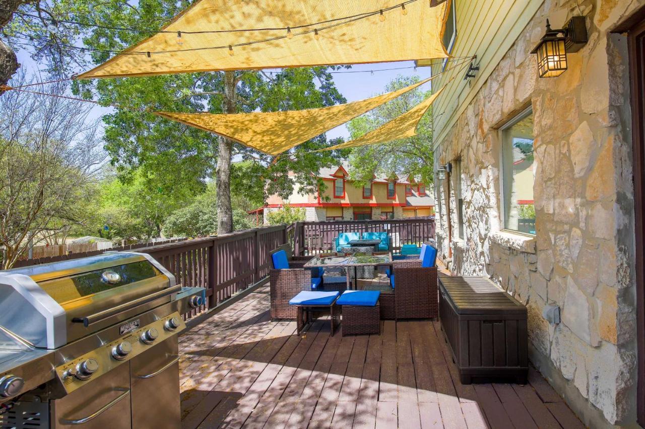 With Pool And Hot Tub Near Seaworld! Holiday home