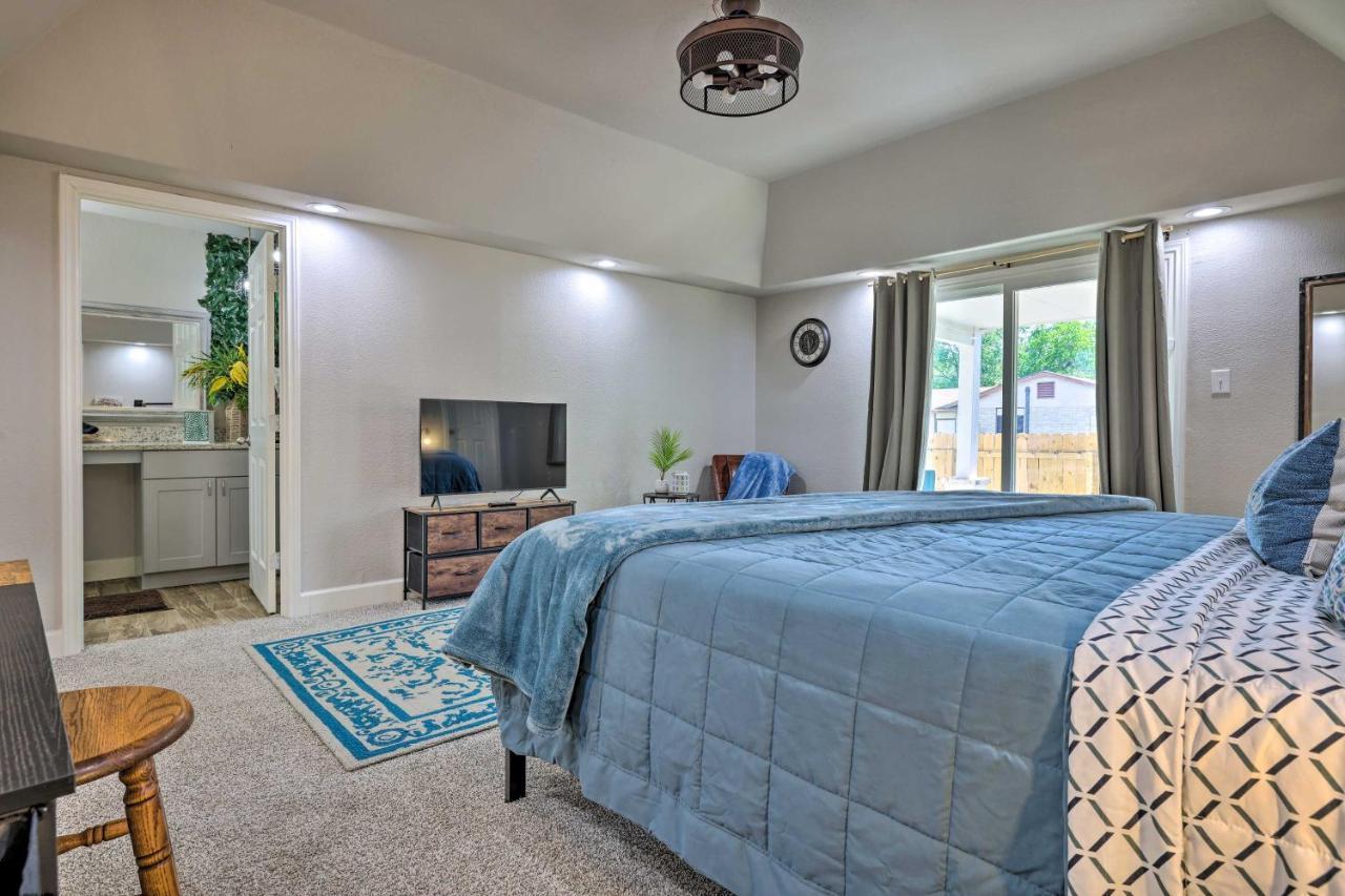 Holiday home Updated Near Dtwn And Parks!