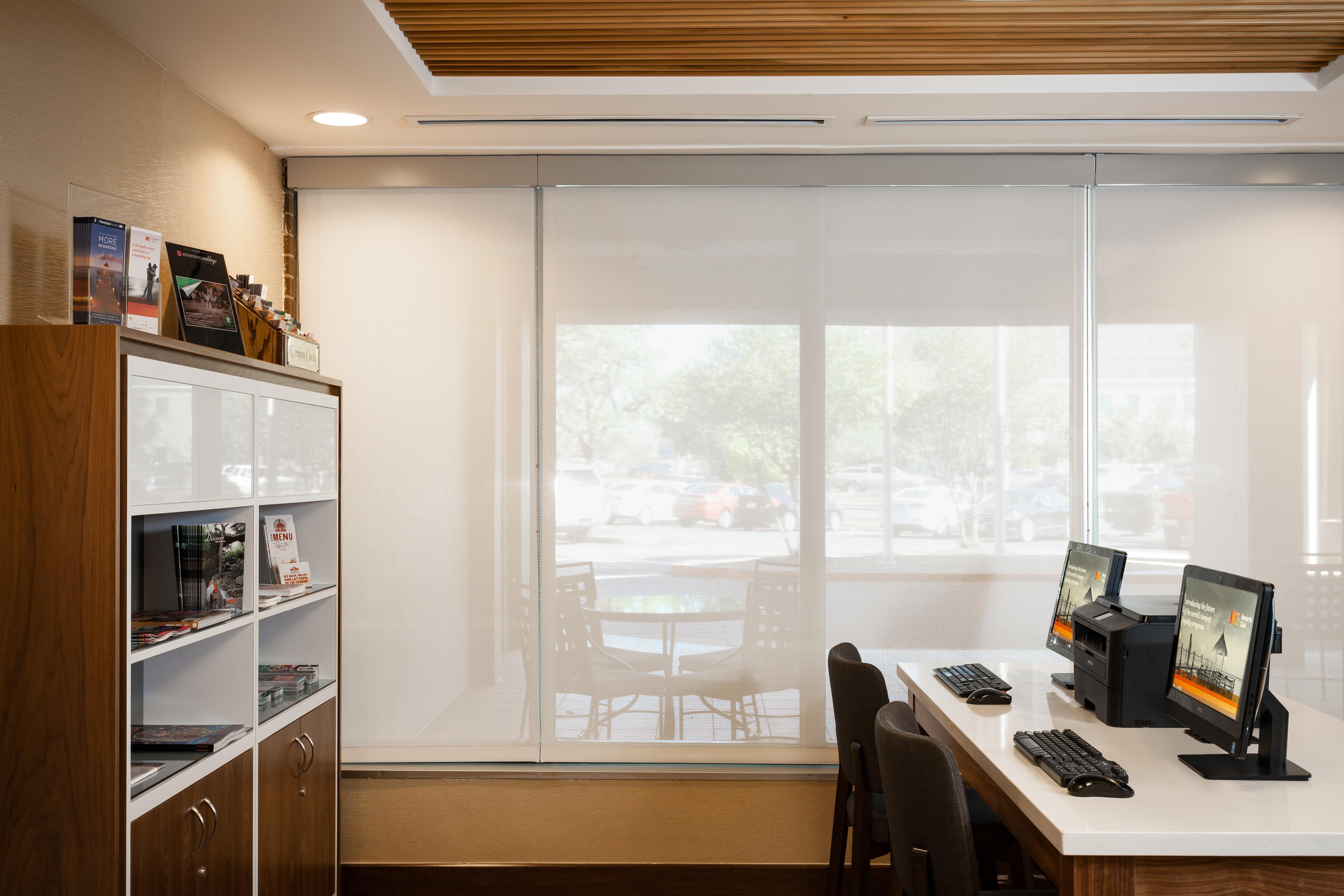 San Antonio-downtown/market Square, An Ihg 3* San Antonio