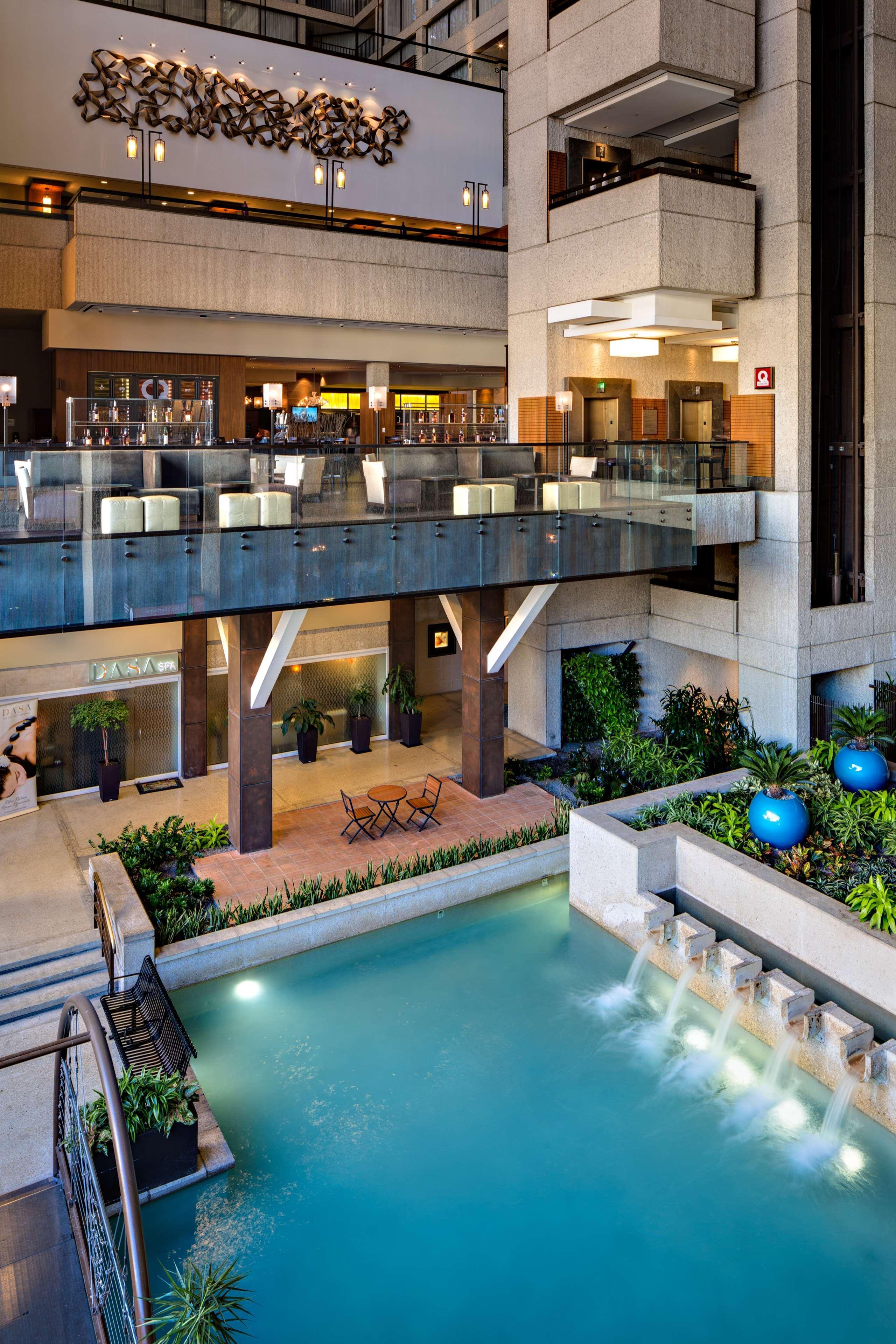 Hyatt Regency Riverwalk Hotel